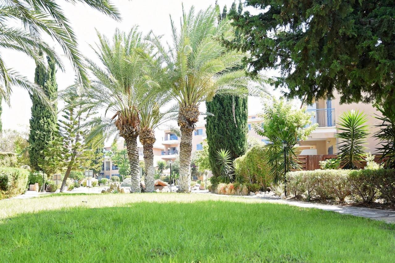 Holiday Apartment Walking Distance To The Sea Paphos Exterior foto